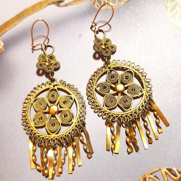 Antique Gilded Sterling Silver Cannetille work Dangle Earrings - Picture 4 of 5